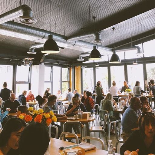 Commons Market: Molly Scott and Lauren Harrigan on Breakfast - 30/03/2023