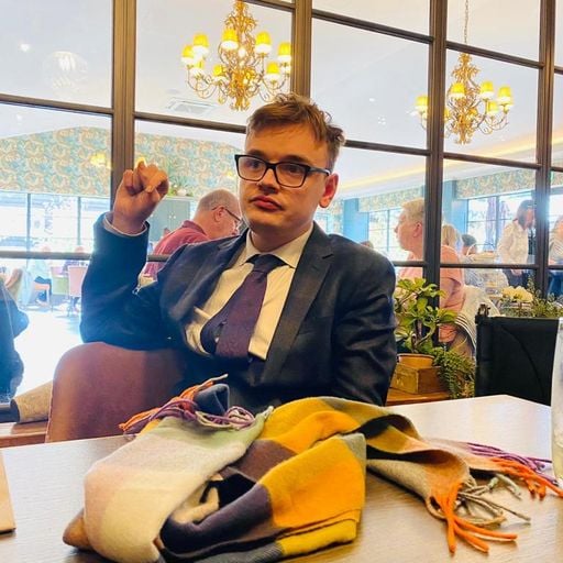 Making Movements w/ DJ swordfish - 20/11/23 - Voices Radio