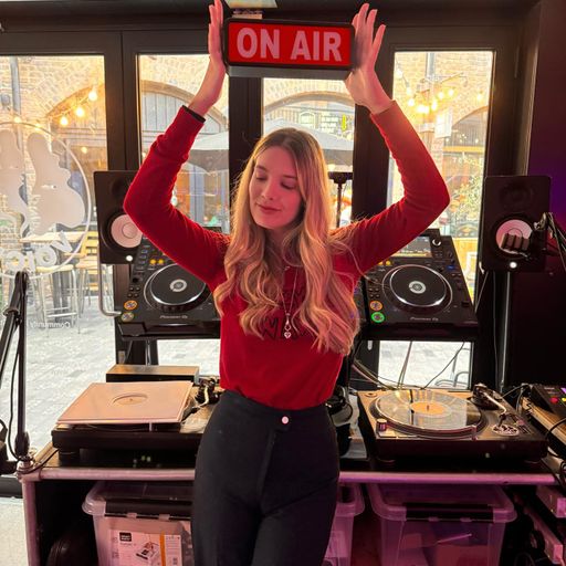 Jess Gladstone - 05/12/25 [Voices Radio]