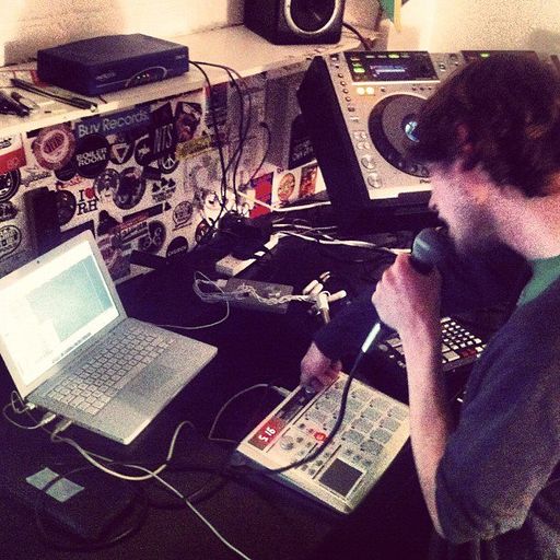 NTS 8/10/2012 w/ Special Guests Alphabets Heaven, Howse & Time Wharp