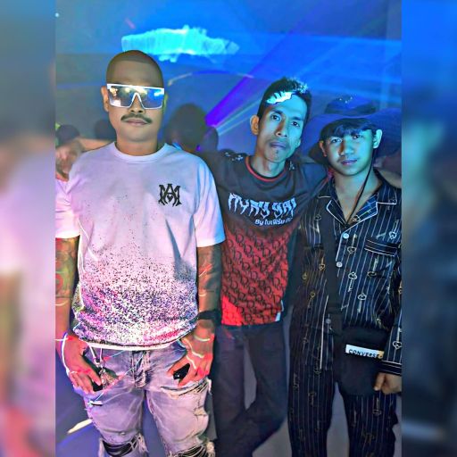 ระดับ ส.ด. สุดไม่เคย เลยตลอด Byขวา องค์ชายสี่