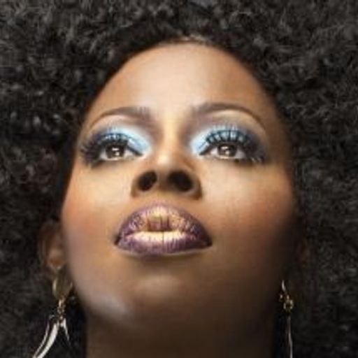 Soul-D-Out Radio Show: Interview with Singer Songwriter - Angie Stone