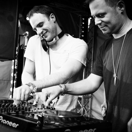 Waifs & Strays - Exclusive Mix - CLUBZ