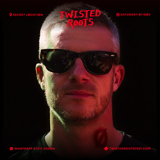 Robbie Gee at TWISTED RØØTS HALLØWEEN FESTIVAL