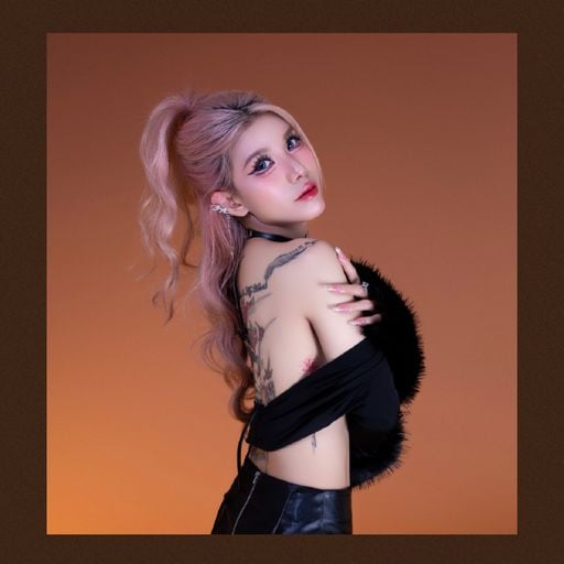 DJ ANNA LIU REMIX-看着我的眼睛说-座位-有一种遗憾叫我们-唯一-别让爱凋落-白鸽乌鸦相爱的戏码-要不你先说-要不你先说-我们的爱-因为爱所以爱-最好的安排-你的答案-偏爱-我走后