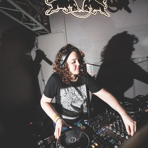 On the Floor – Sweetpea at Egg London