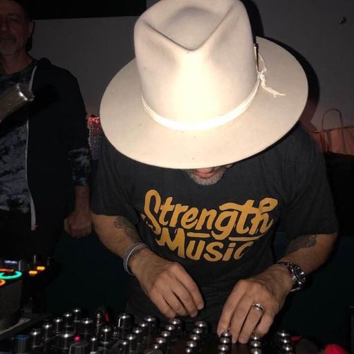 Lockdown Sessions with Louie Vega: Expansions NYC // 15-07-20