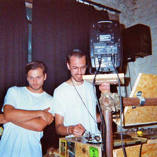 Retrograde #2 with Natureboy Gold, Marlon Hoffstadt and Lola Luc 08.10.2016