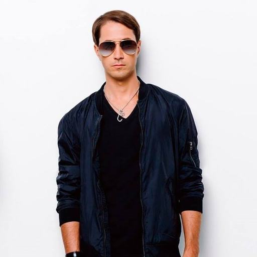 Ewan Rill on Midnight Express FM (Zone Magazine)