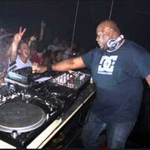 Carl Cox at "Welcome To The Club" @ L'Enfer (Paris - France) - 15 September 2001
