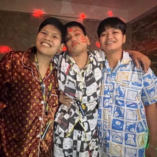 ไม่มีอะไรไห้สาวเหลียว แถมกินกะเตี๋ยวไห้สาวเลี้ยง By.วุ่นวายทีม สามหน่อวัยรุ่นบางคล้า