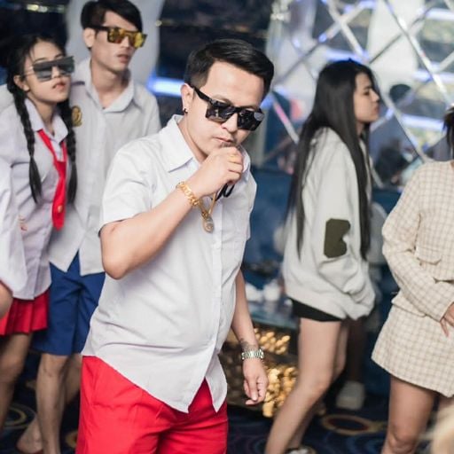 อยากให้เธอได้ดี แต่ได้เธอสักทีก็ดีเหมือนกัน HBD ก้อง อรัญฯ 1000 %