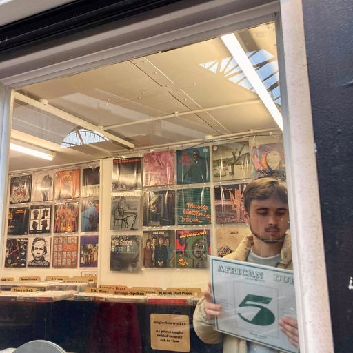 The Chameleon Audio show w/B:Cam - 15/09/23 - Voices Radio