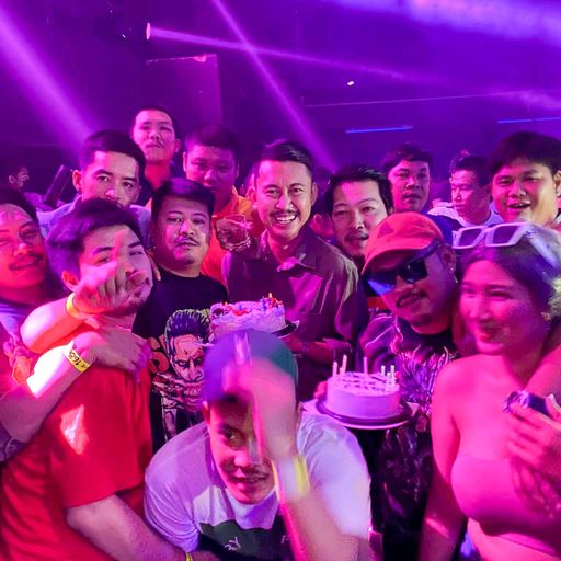 HBD เสี่ยเอ รู้จักแล้วจะรัก by ของดีหนองแช่แว่น