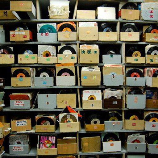 UNKNOWNS, LESSER KNOWNS & DODGY UK 45’s