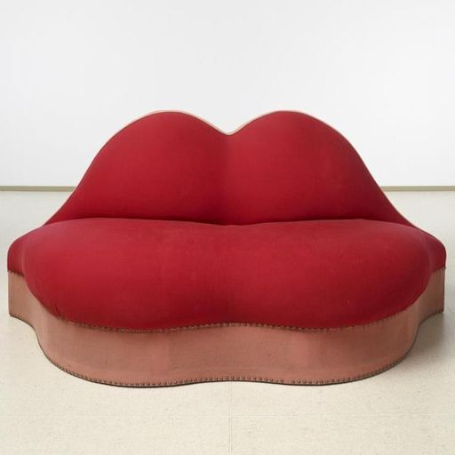 GASHING THE OLD MAE WEST [Deranged Antifa Electronic Post-Punk Industrial Choir Aide-Memoire]