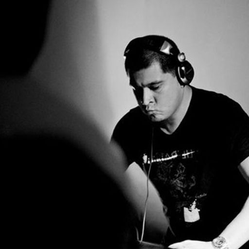 DJ Rolando at "Panoramix" @ FG DJ Radio (Paris - France) - 7 March 1998