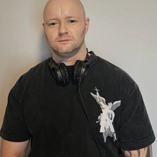 Bass Invaders with Dak"kon