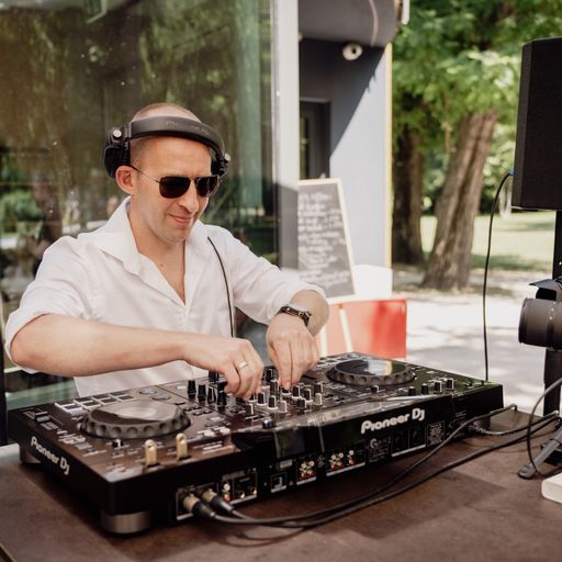 Live 4.5 hour Continuous Chill, Afro, Deep, Soulful Mix Rundo Budapest 2025. 06. 14