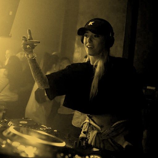 On the Floor – Flava D (UKG Special) at XOYO