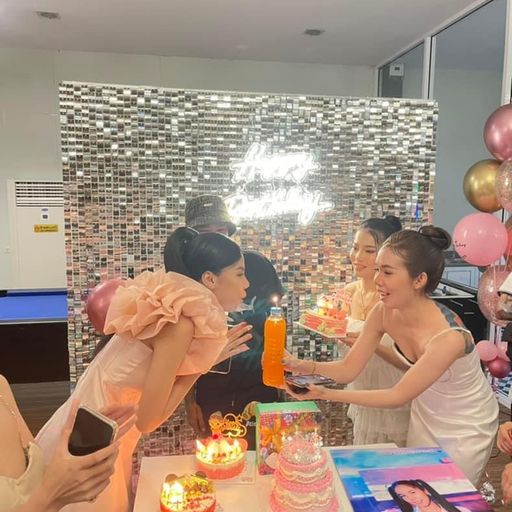 HBD หมาดามอีฟ By. ส.อ ต้นยางสั่งลุย