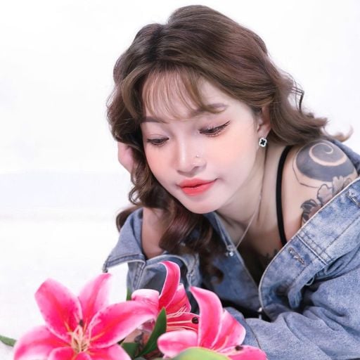 Títt Em Chúc Toàn Thể Ae Chơi Vui Vẻ     | - Made In Tít's Em