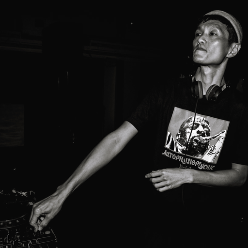 Darker Than Wax // 18-02-20