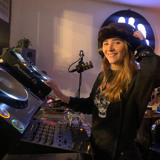 Savvy Selections w/ Ang - 12/12/23