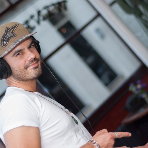 The Preshaah + Ana Her Midway Sessions