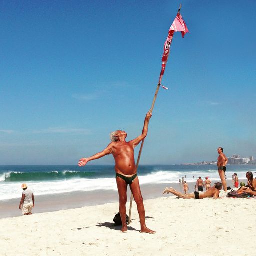 THE GLOBAL GLITCH 76