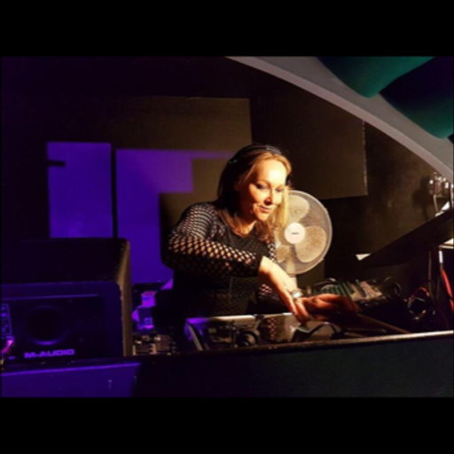 Miss Tyson Kane fm 90s early HOUSE Grooves 13-08-23