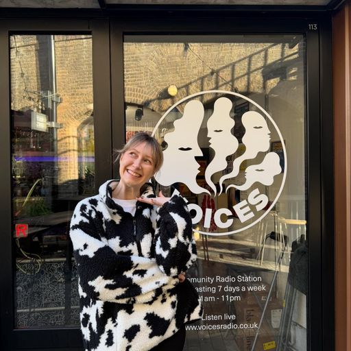 Dancing Around The World w/ Cari Williams 14/01/26 - { Voices Radio }