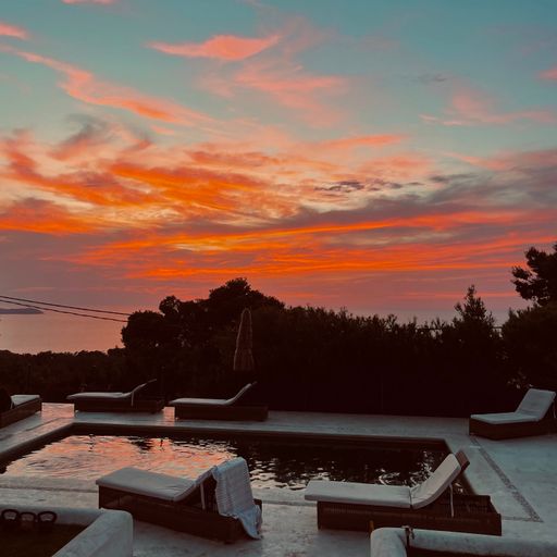 Balearic Sunrise w/ Mooreo - 05/04/24 - Voices Radio