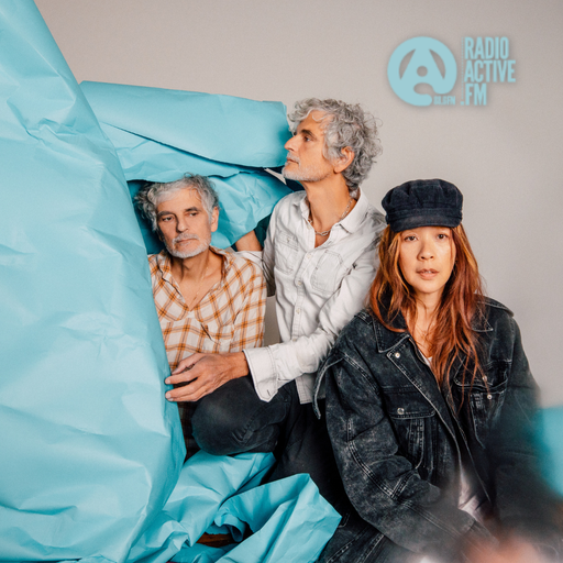 "Sit Down For Dinner": Blonde Redhead's Amedeo Pace with Josh Dom - 15/04/2024