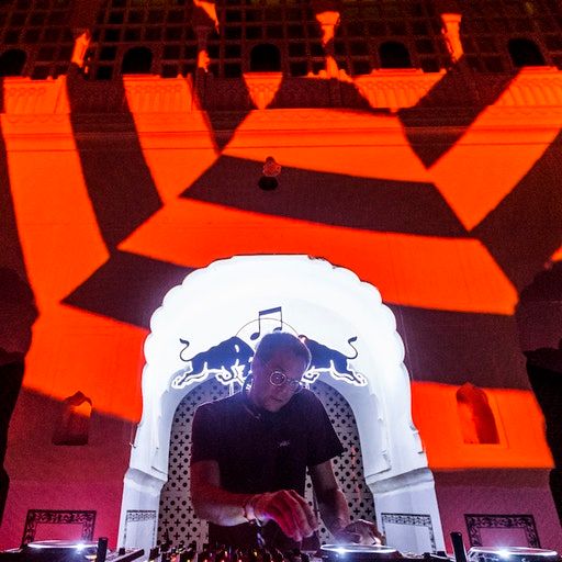 On the Floor – Roman Flügel at Magnetic Fields