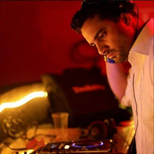 Set by Marcelo Vitorino (FWR.radio support)  #001