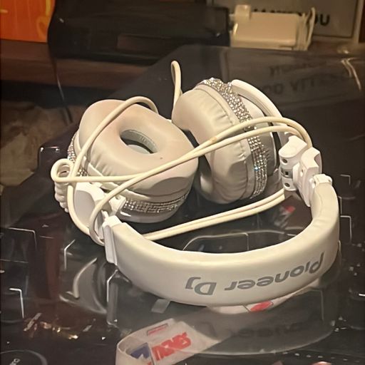 Emily Chilli -08/01/26 - [Voices Radio]