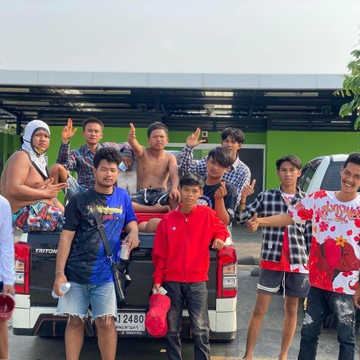 คุณ อภิชาติBy ส.น้ำเอ็ก ปากทางลุยๆ