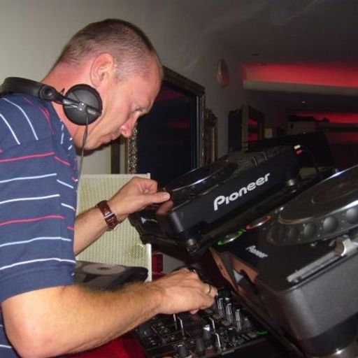 Area 32 084 Dave Johnson Mix.