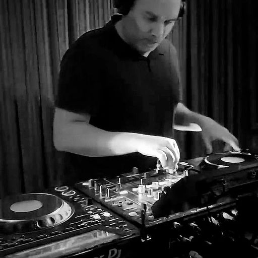 Dj Jomalro	-	Ibiza Tech-House Club Session