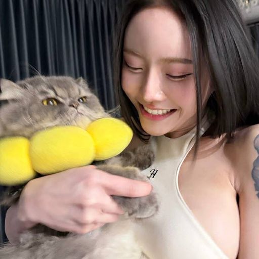 เขาเรียกหนูว่า maew meow #EDM-By Praewmeow