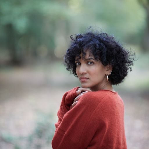 Kate Hutchinson with Anoushka Shankar // 25-10-19