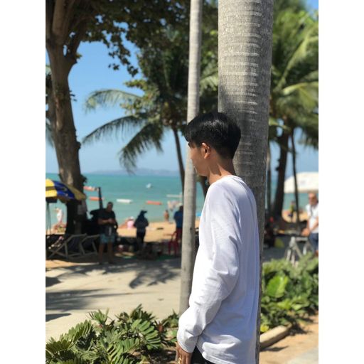 มองข้ามได้ แต่อย่ามองกลับมา BY ตัวจี๊ด