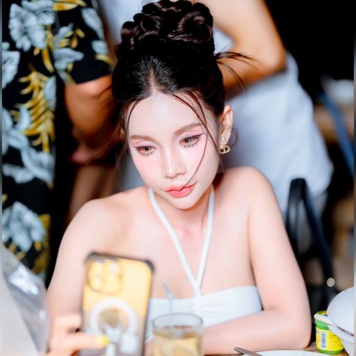 HBD พลอย [ ดีเจมอสซี่ ]
