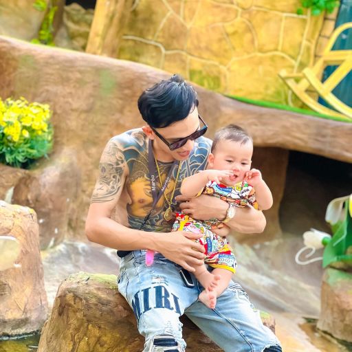 ซุ่มเสี่ยต้อม เอเย่นต์มะพร้าวขาว ชื่อนี้ไม่มีเสีย