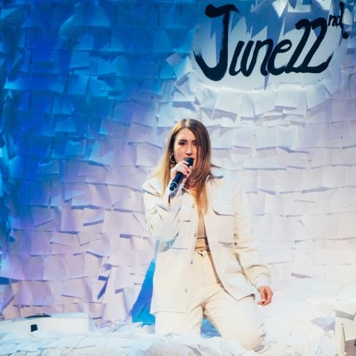 "Let Me Be The One" Eurovision Show 206 (19th July 2022) - It Is The Ninth Blog Anniversary!