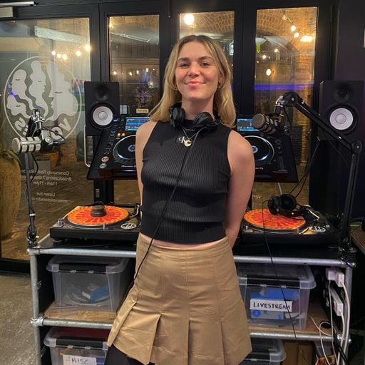 Huns N Roses w/ Alice - 11/01/25 - [Voices Radio]