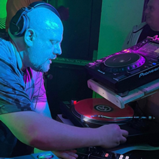 Saffron Vinyl Mix: May Madness