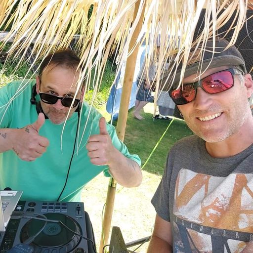 DJ Pacey and Cookie.Yeah Live at The Travelling Tavern Freshwater Bay 13.8.23