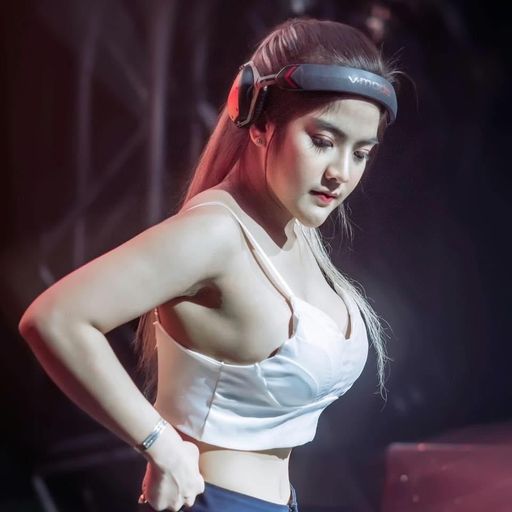 ผ่านมาทุกวิกฤต จะมาตายเพราะโควิด-19 ไม่ได้นะเว้ย By Dj Rpiaw งงเต็ก